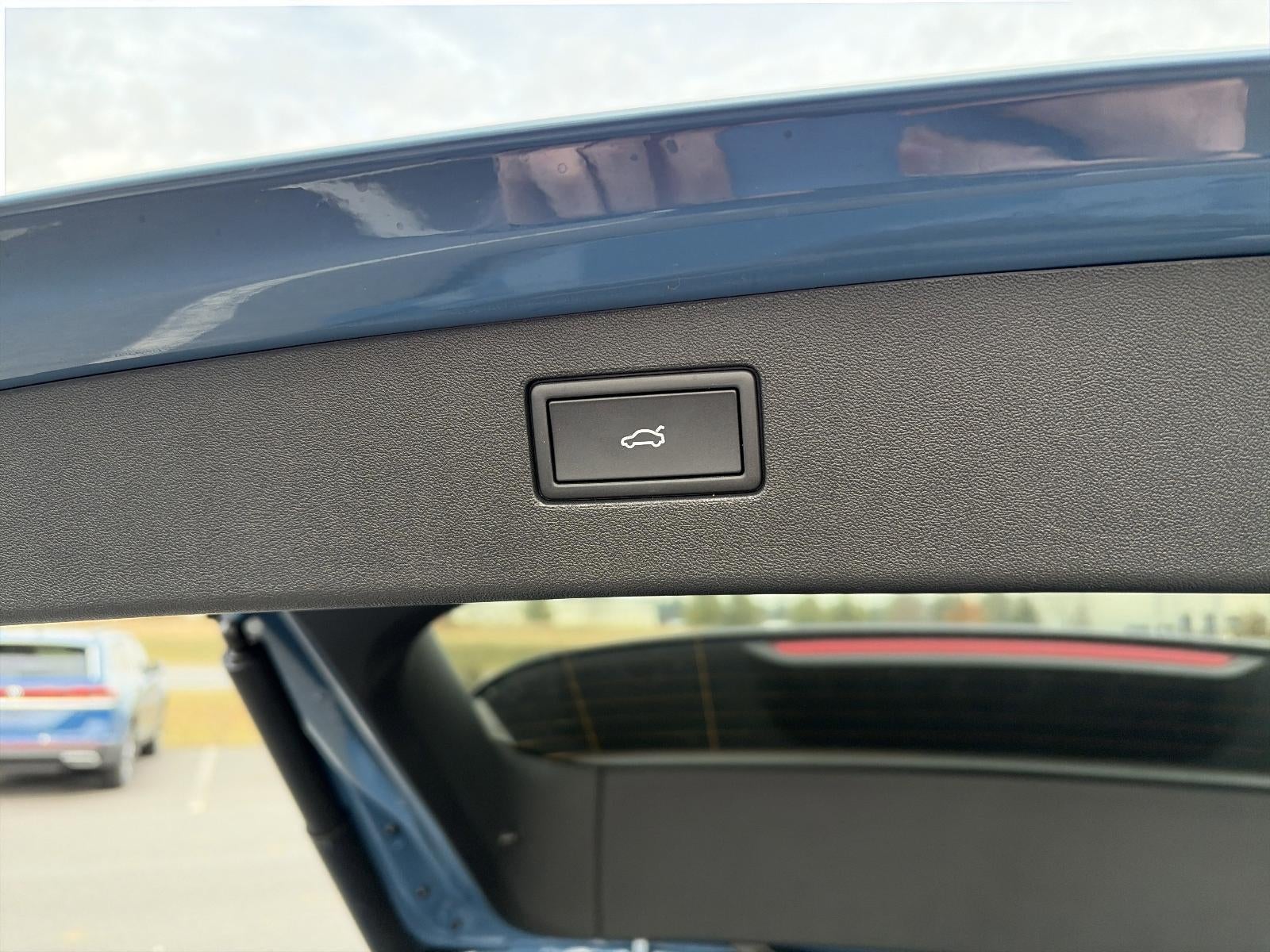 2026 Volkswagen Tiguan 2.0T SE R-Line Black 4MOTION