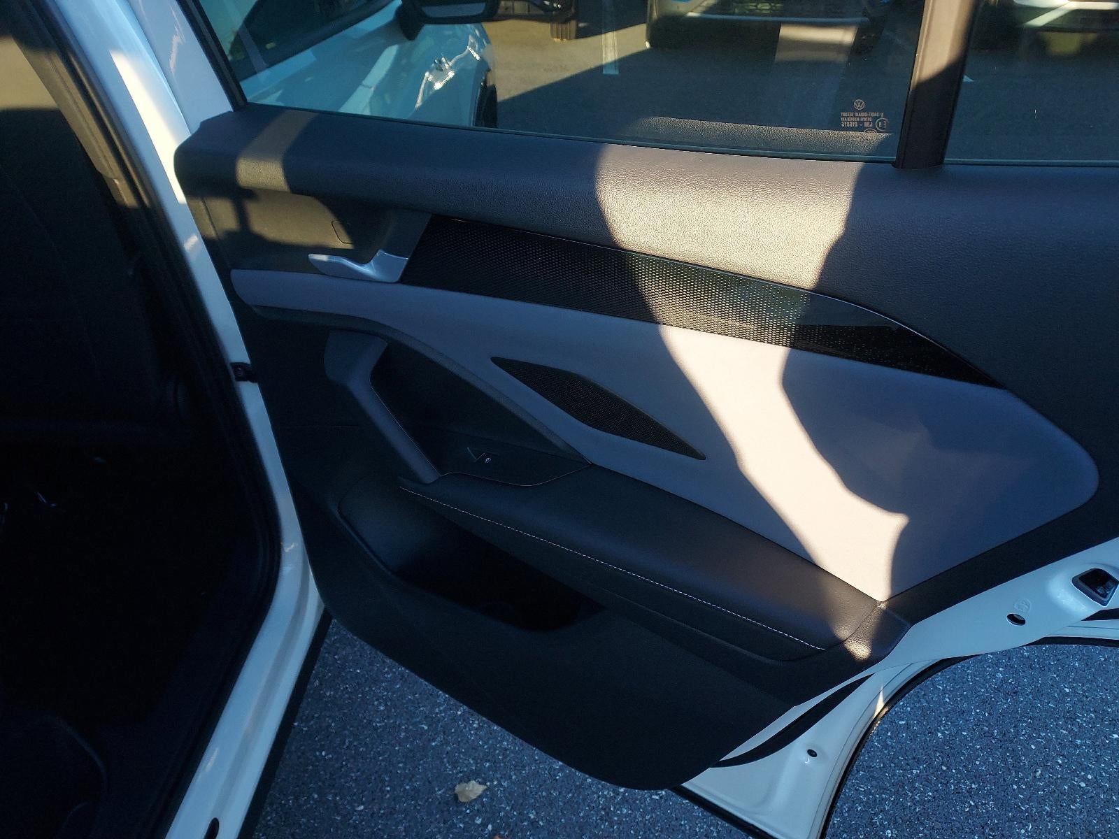 2026 Volkswagen Tiguan 2.0T SE R-Line Black 4MOTION