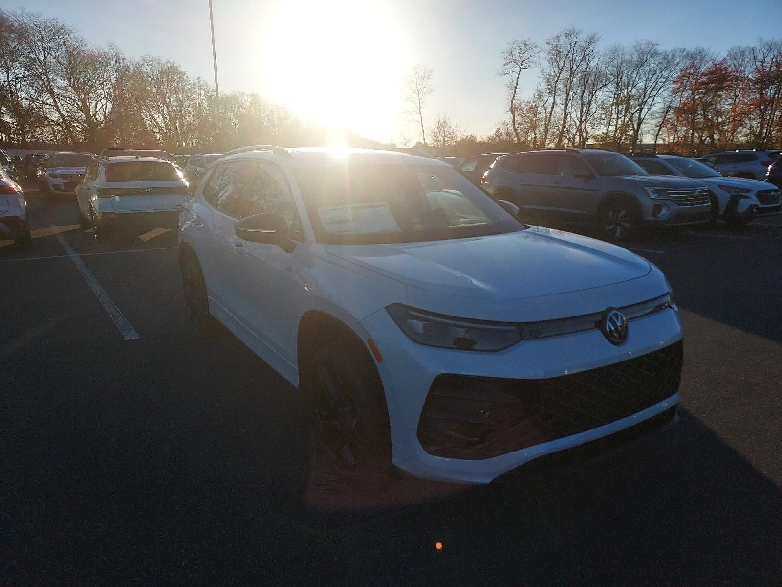 2026 Volkswagen Tiguan 2.0T SE R-Line Black 4MOTION