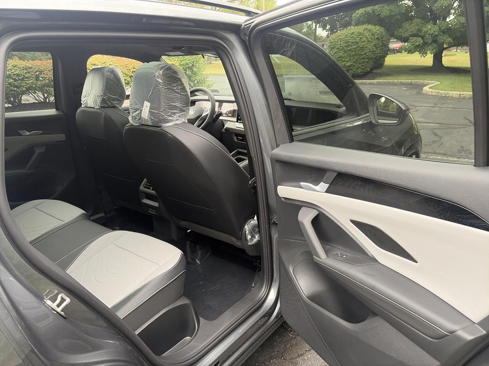 2026 Volkswagen Tiguan SE R-Line Black 4MOTION
