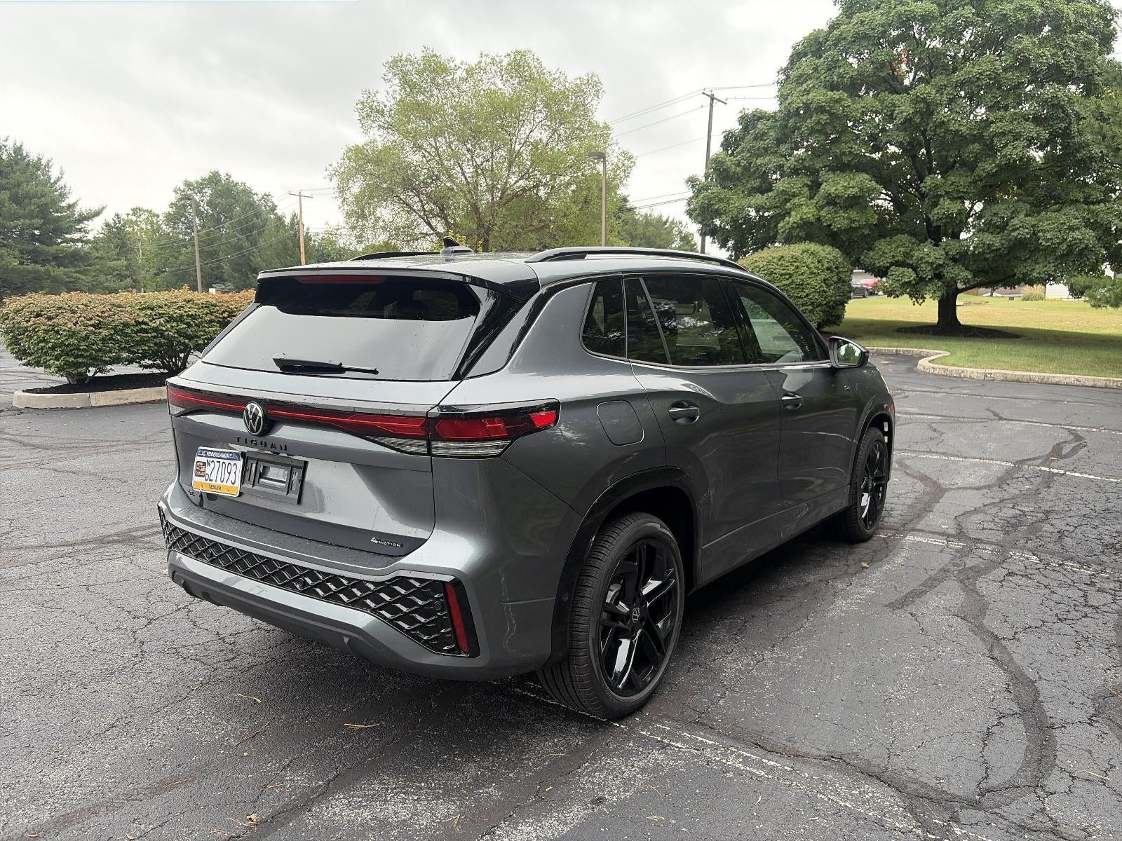 2026 Volkswagen Tiguan SE R-Line Black 4MOTION