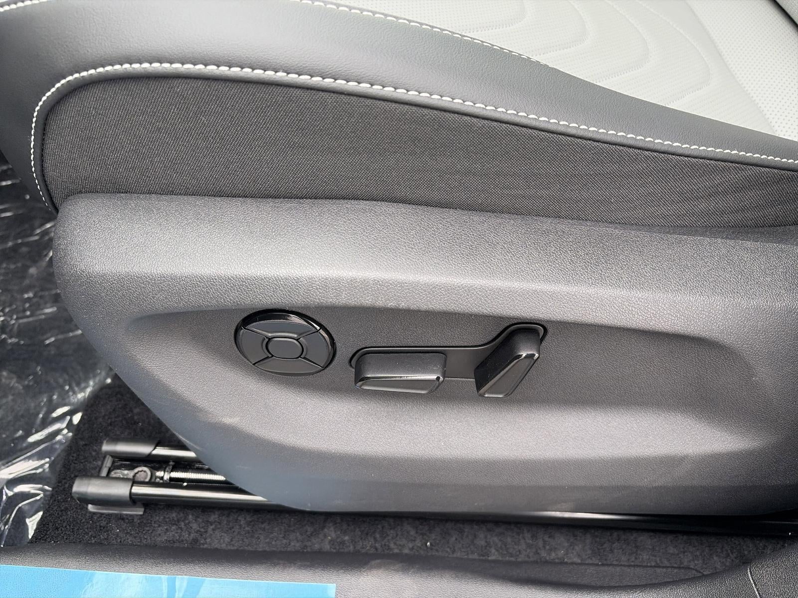 2026 Volkswagen Tiguan SE R-Line Black 4MOTION