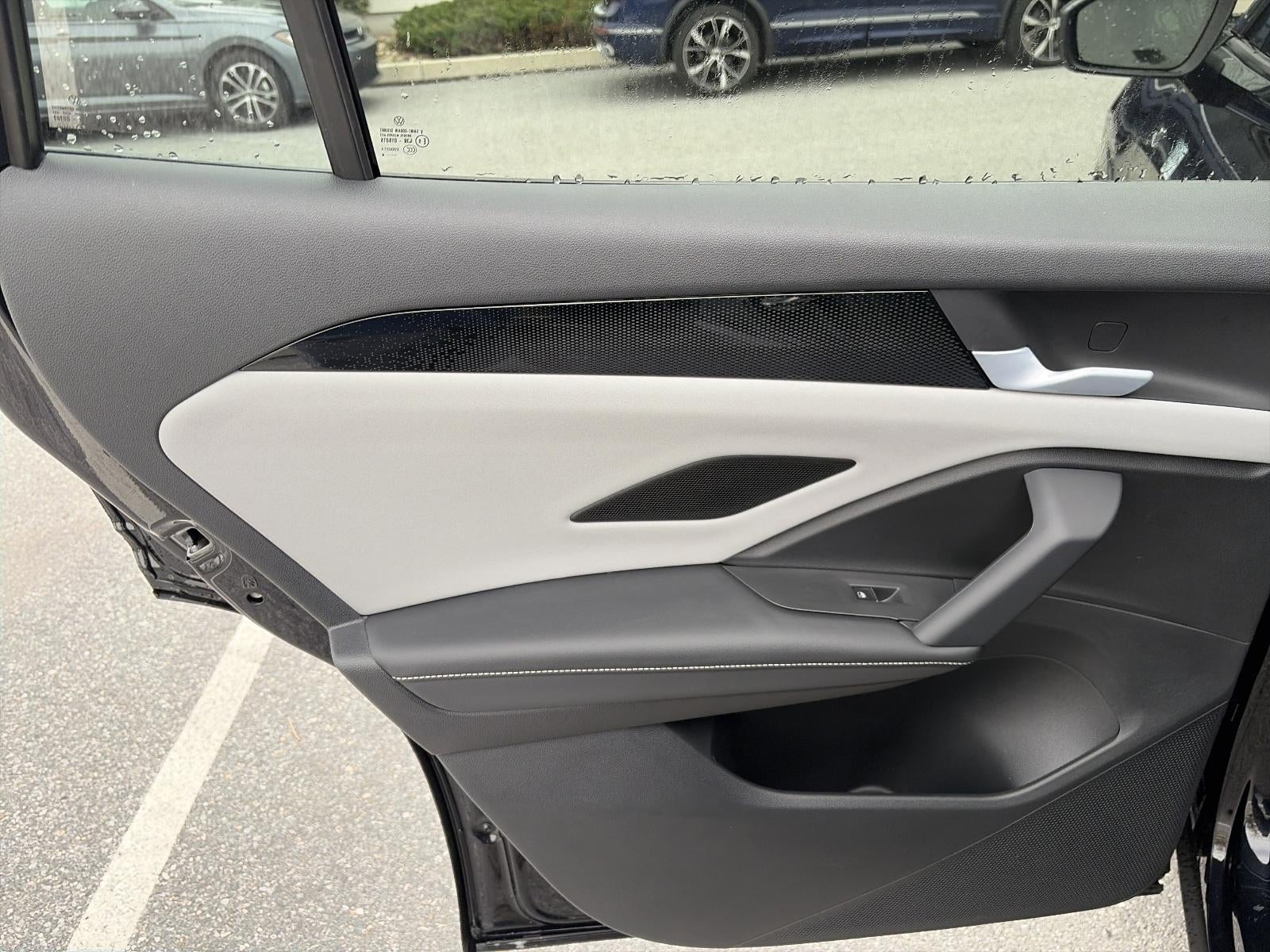 2026 Volkswagen Tiguan SE R-Line Black 4MOTION