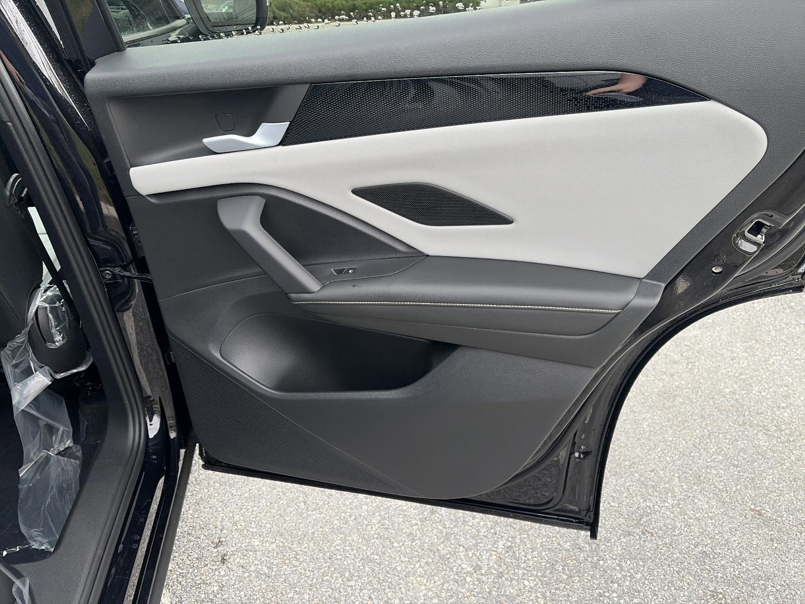 2026 Volkswagen Tiguan SE R-Line Black 4MOTION