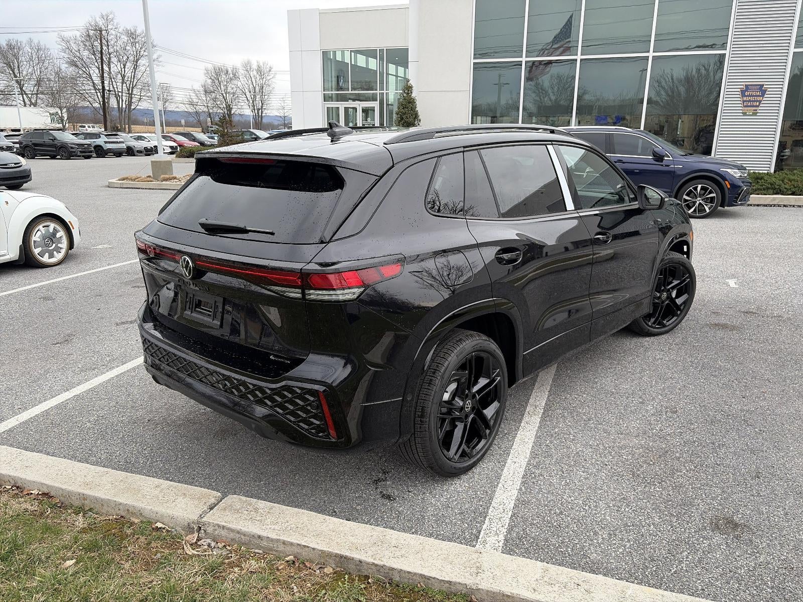 2026 Volkswagen Tiguan SE R-Line Black 4MOTION