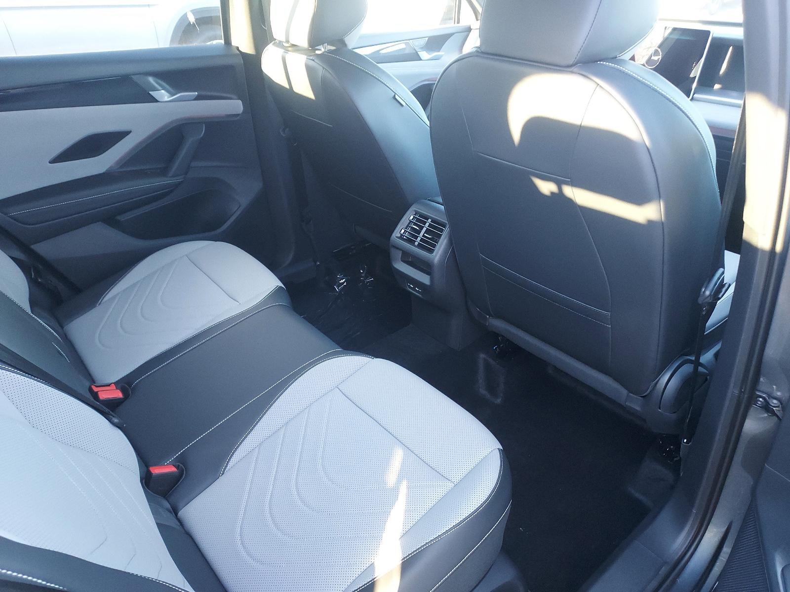 2026 Volkswagen Tiguan 2.0T SE R-Line Black 4MOTION