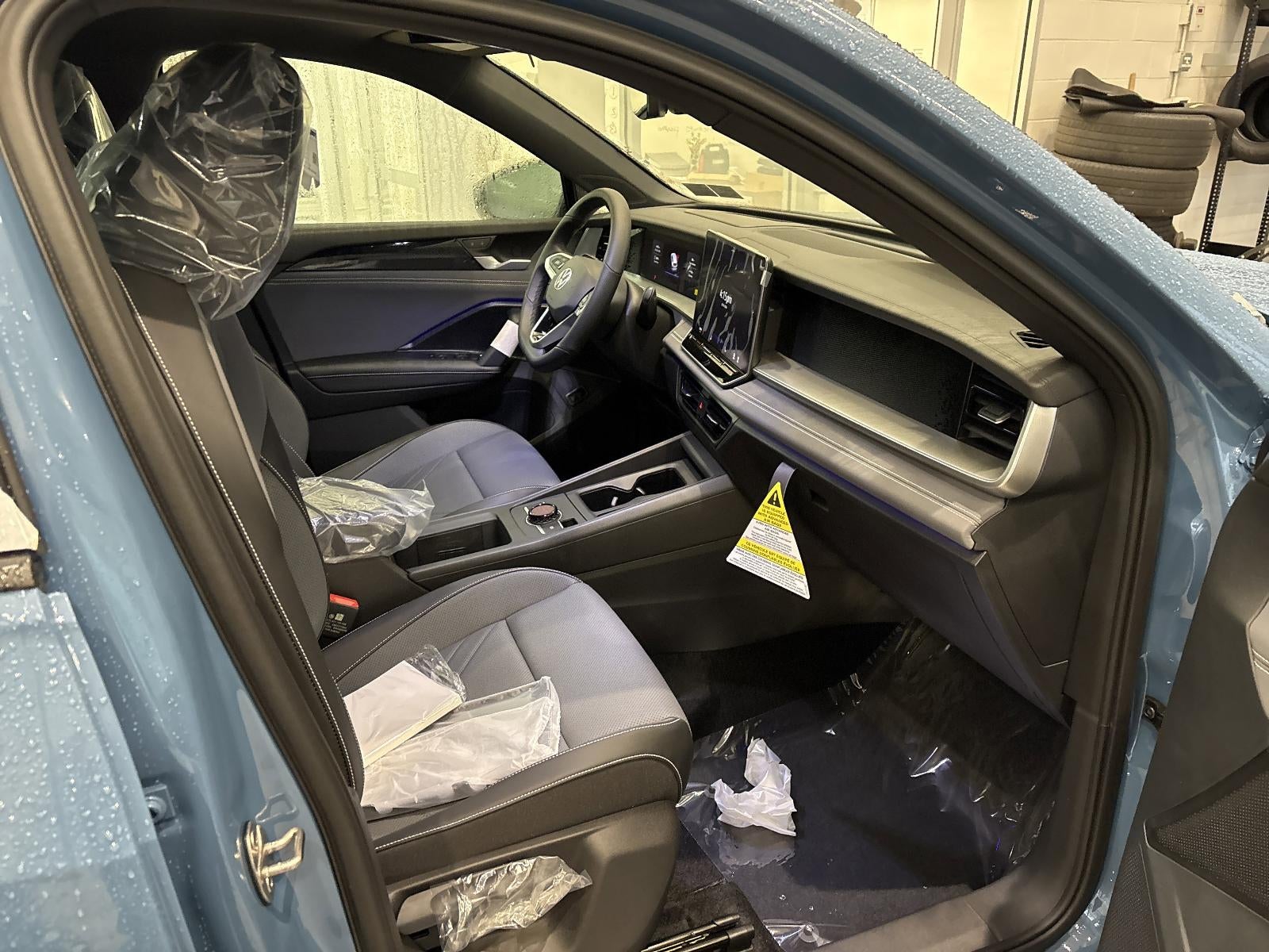2026 Volkswagen Tiguan SE R-Line Black 4MOTION