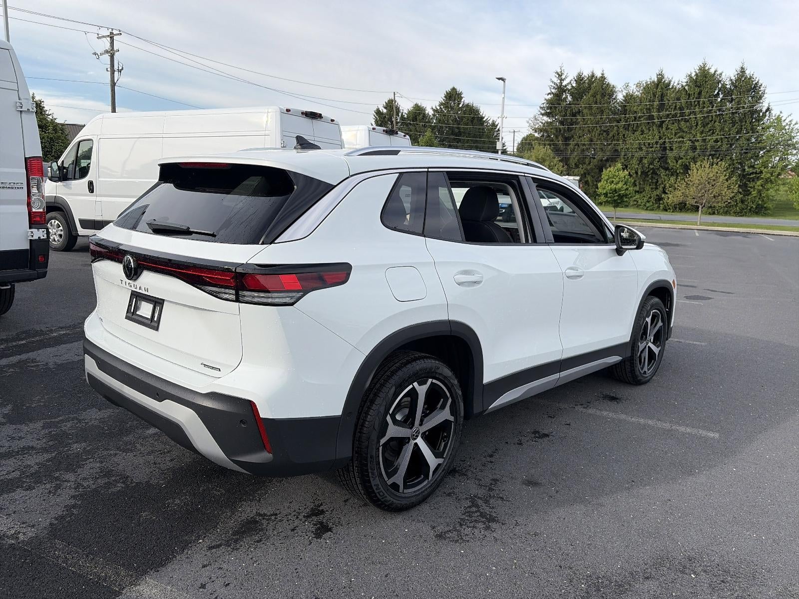 2026 Volkswagen Tiguan SE 4MOTION