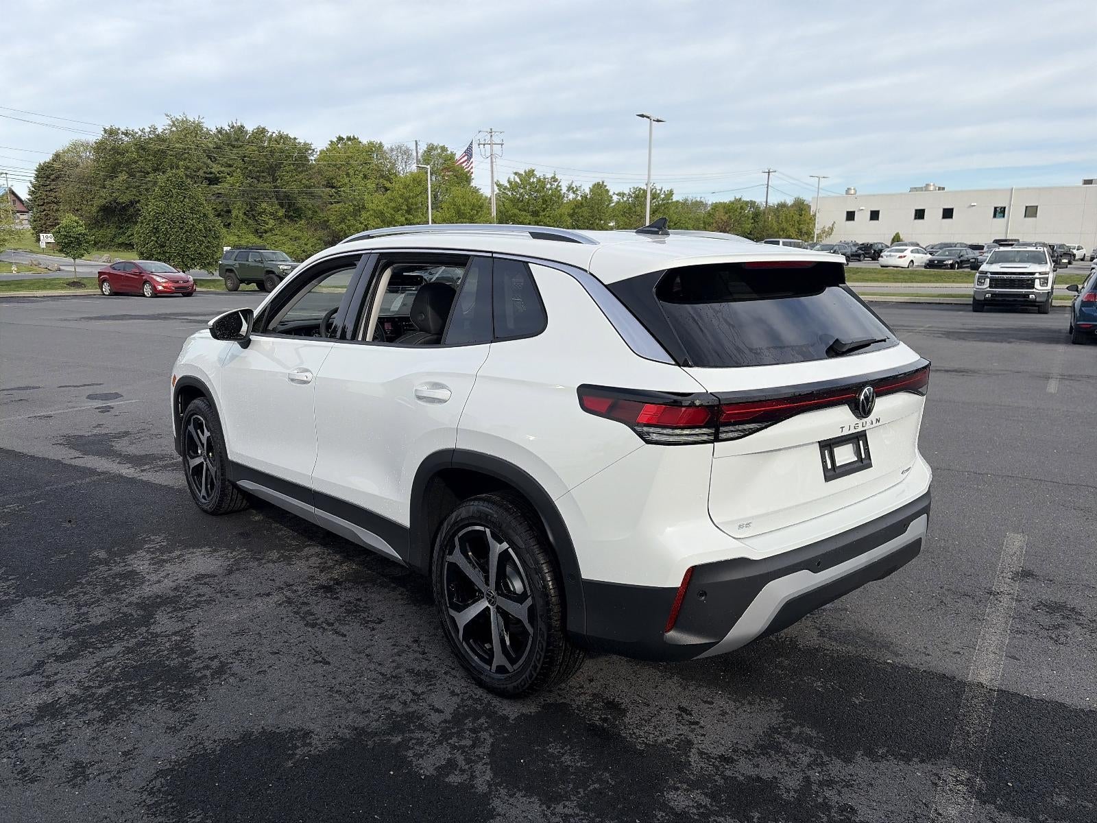 2026 Volkswagen Tiguan SE 4MOTION