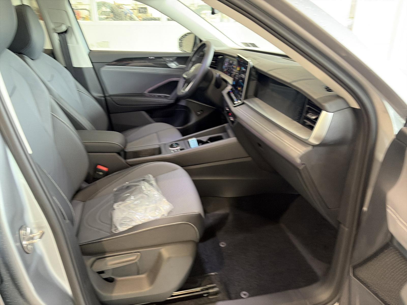 2026 Volkswagen Tiguan SE 4MOTION