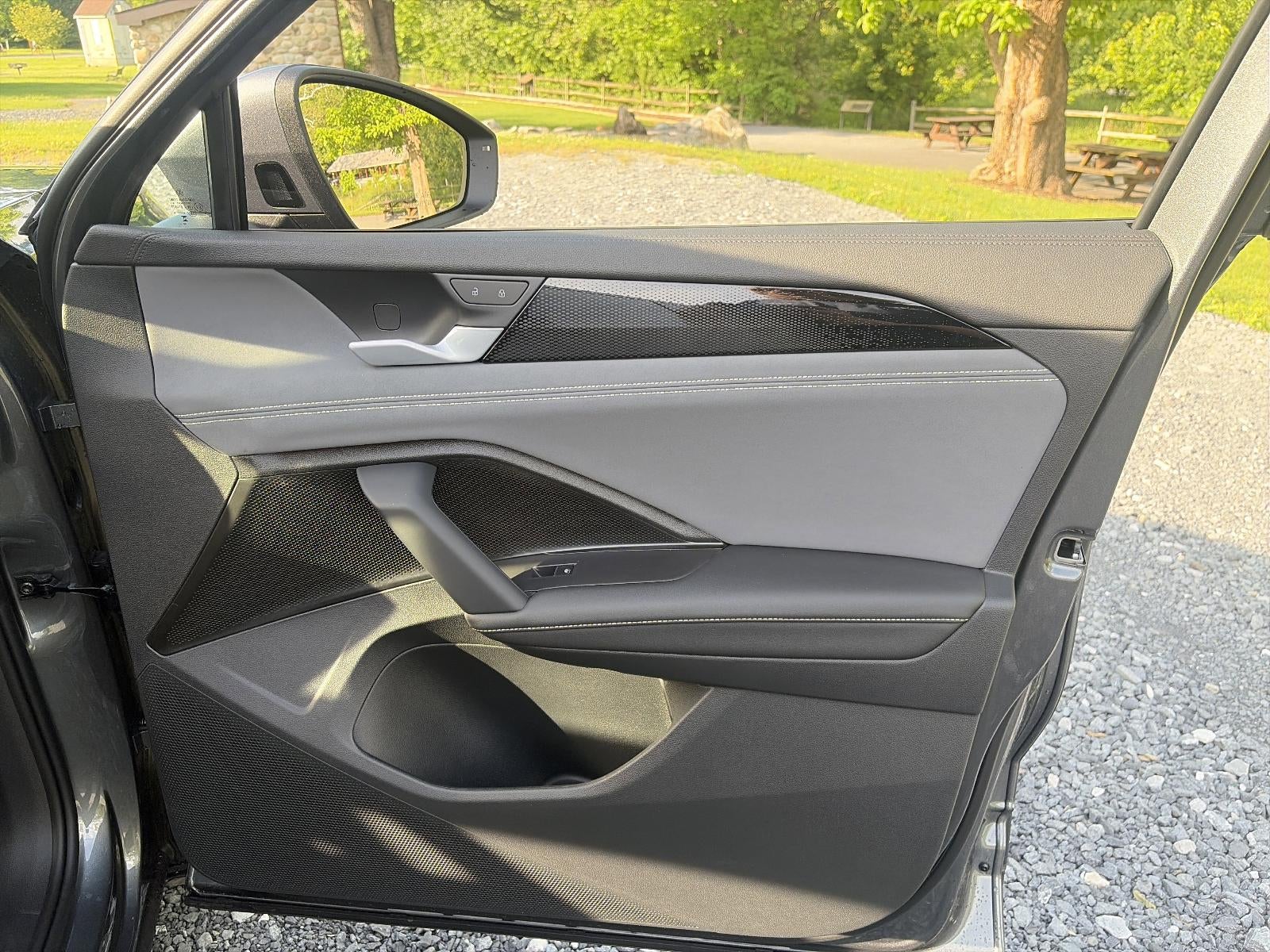 2026 Volkswagen Tiguan SE 4MOTION