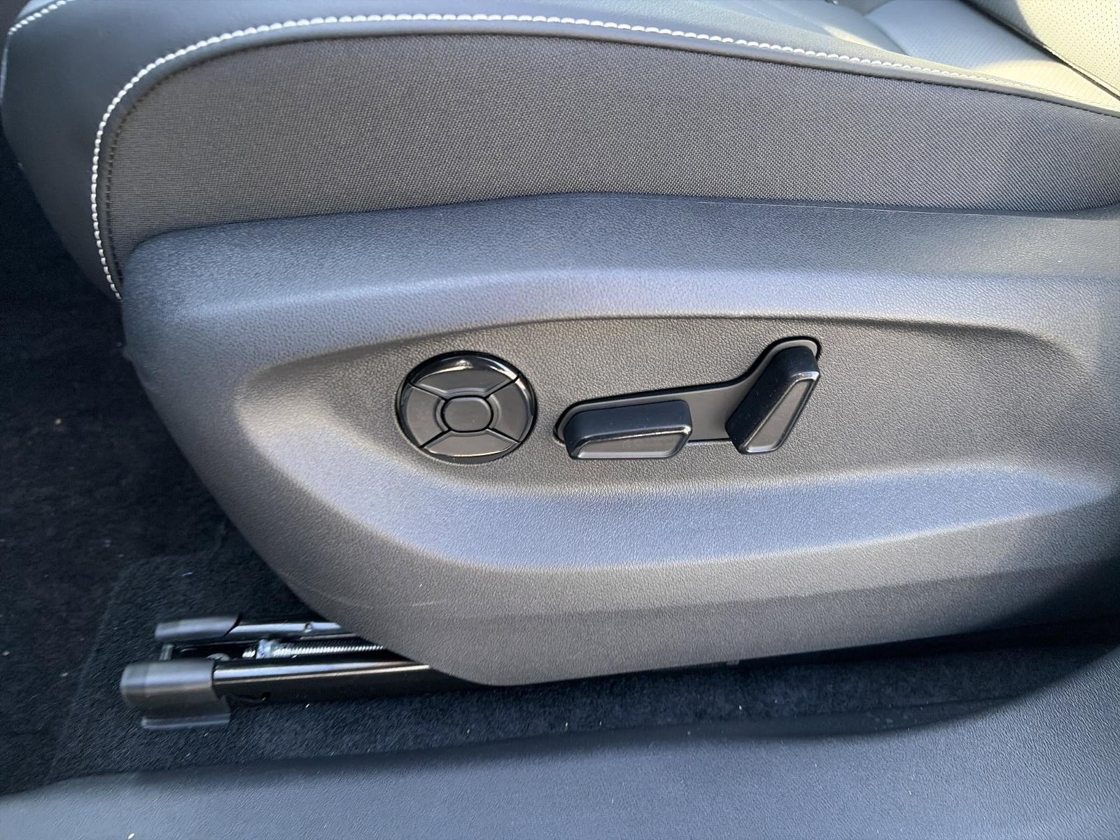 2026 Volkswagen Tiguan 2.0T SE FWD