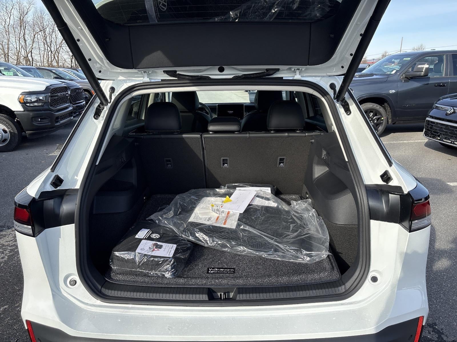 2026 Volkswagen Tiguan 2.0T SE FWD