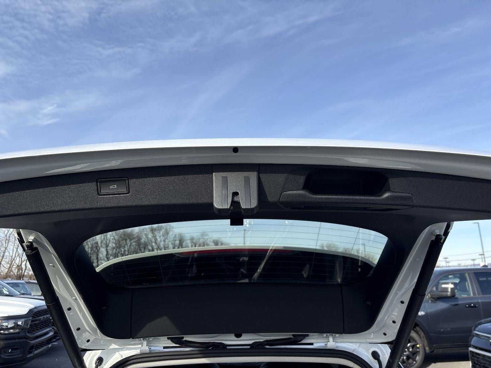 2026 Volkswagen Tiguan 2.0T SE FWD