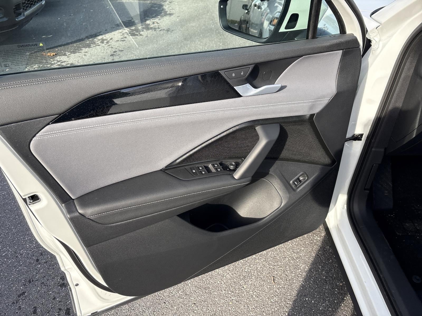 2026 Volkswagen Tiguan 2.0T SE FWD