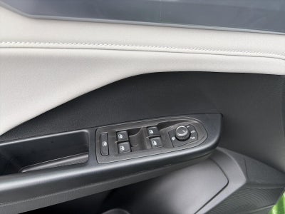 2026 Volkswagen Taos SE 4MOTION