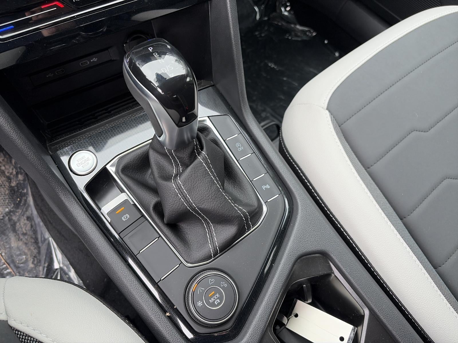 2026 Volkswagen Taos SE 4MOTION