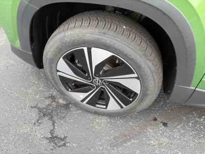 2026 Volkswagen Taos SE 4MOTION