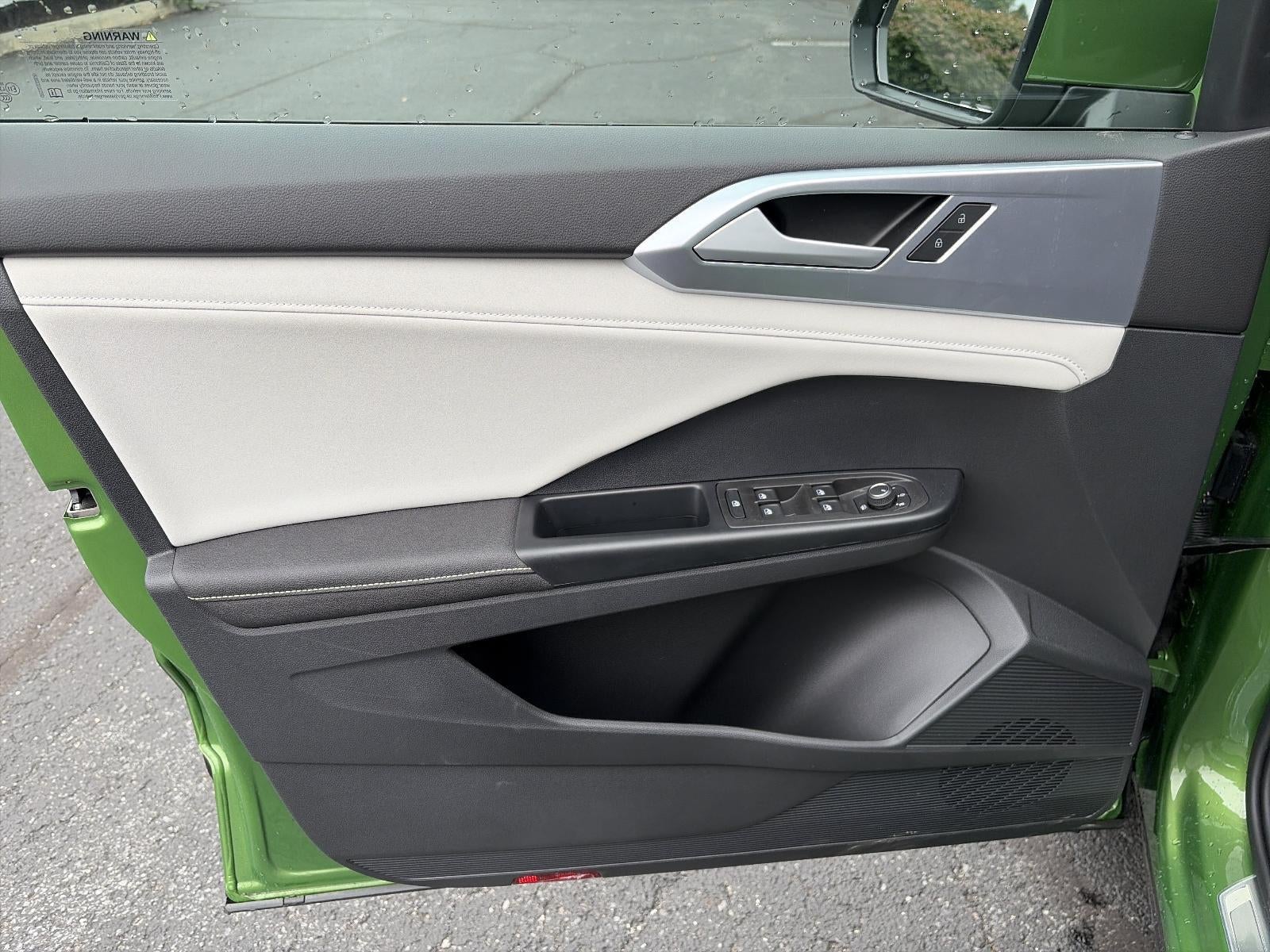 2026 Volkswagen Taos SE 4MOTION