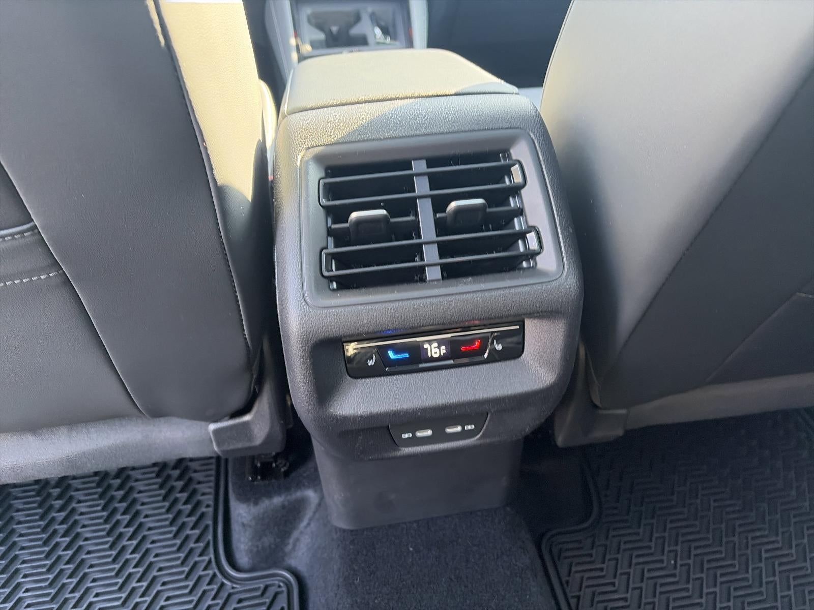 2026 Volkswagen Tiguan 2.0T SEL R-Line Turbo 4MOTION