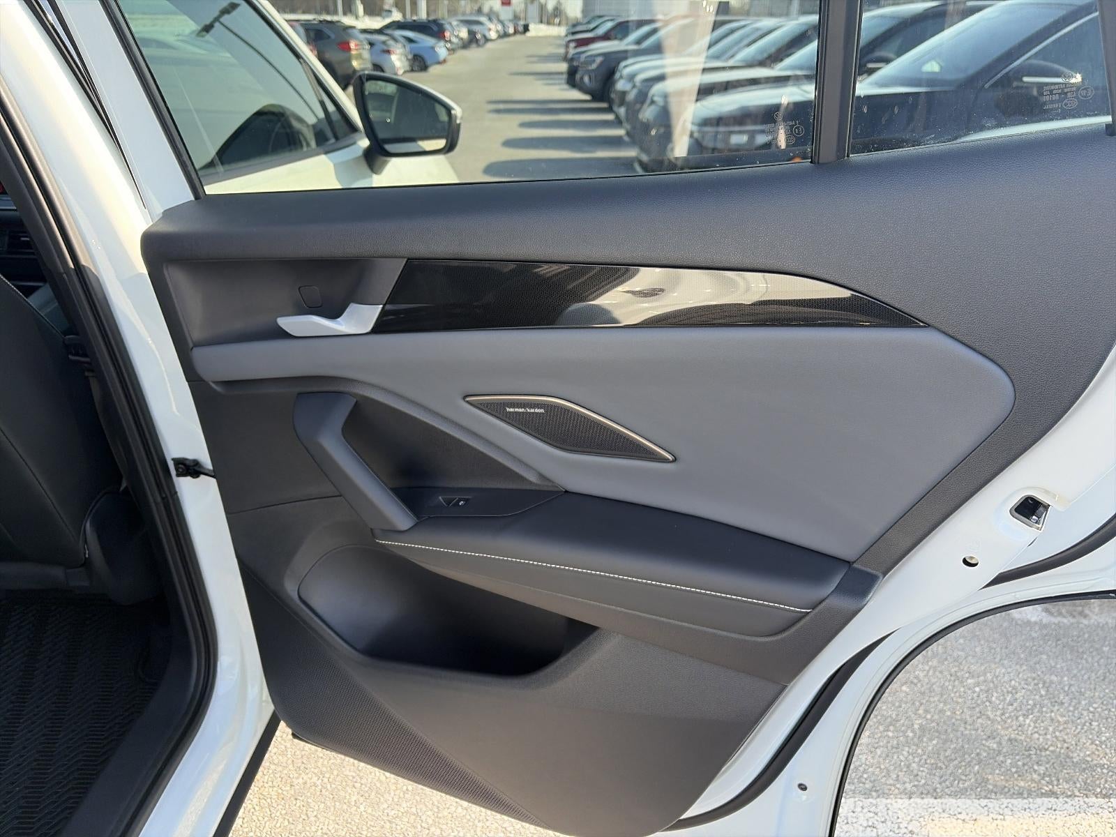 2026 Volkswagen Tiguan 2.0T SEL R-Line Turbo 4MOTION