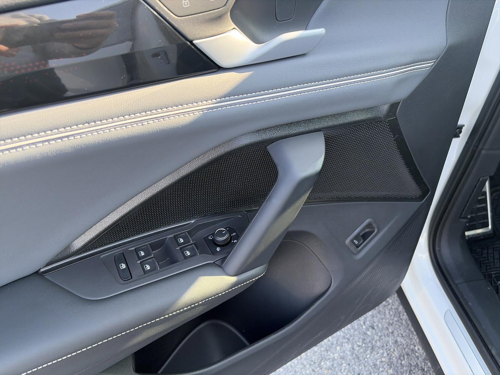 2026 Volkswagen Tiguan 2.0T SEL R-Line Turbo 4MOTION