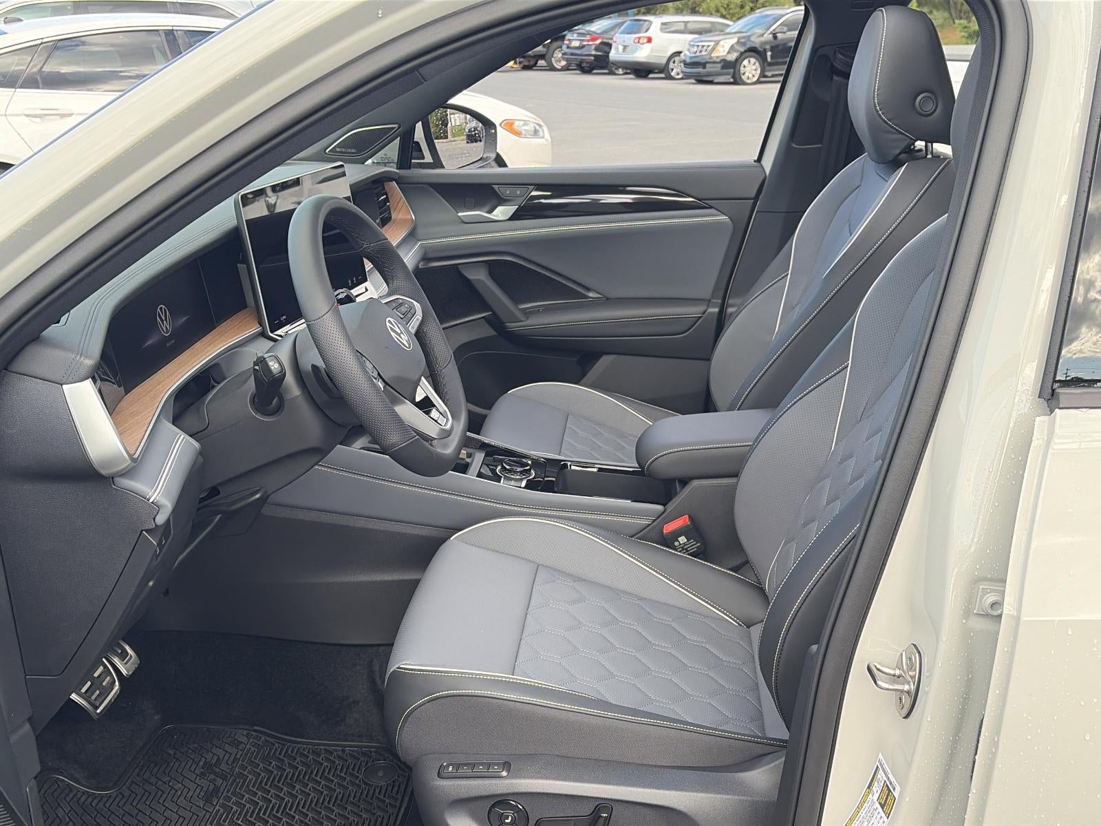 2026 Volkswagen Tiguan 2.0T SEL R-Line Turbo 4MOTION