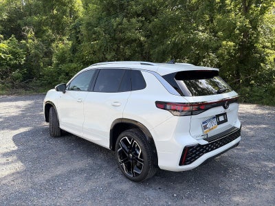2026 Volkswagen Tiguan SEL R-Line Turbo 4MOTION