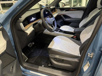 2026 Volkswagen Tiguan 2.0T SEL R-Line Turbo 4MOTION