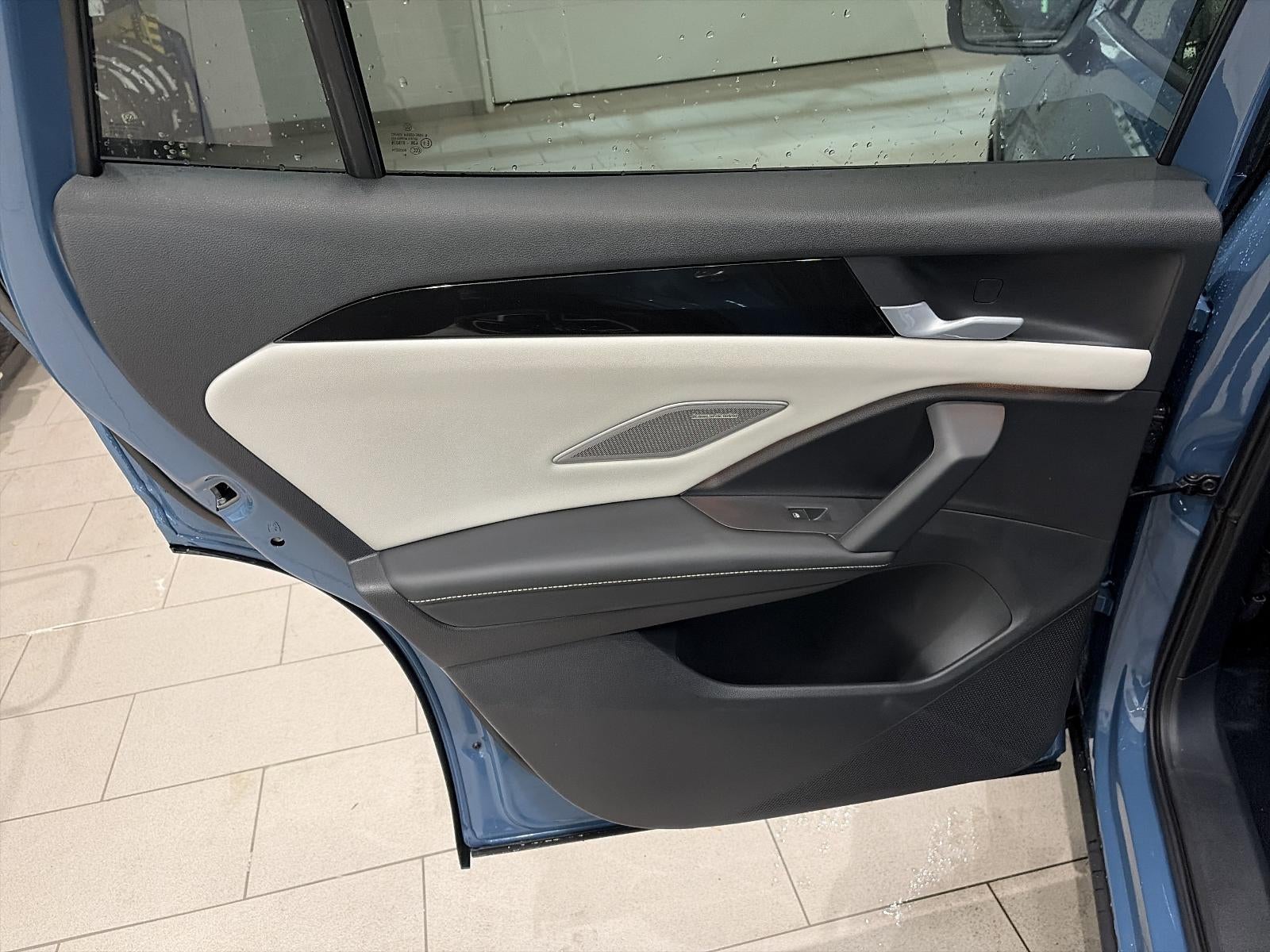 2026 Volkswagen Tiguan 2.0T SEL R-Line Turbo 4MOTION