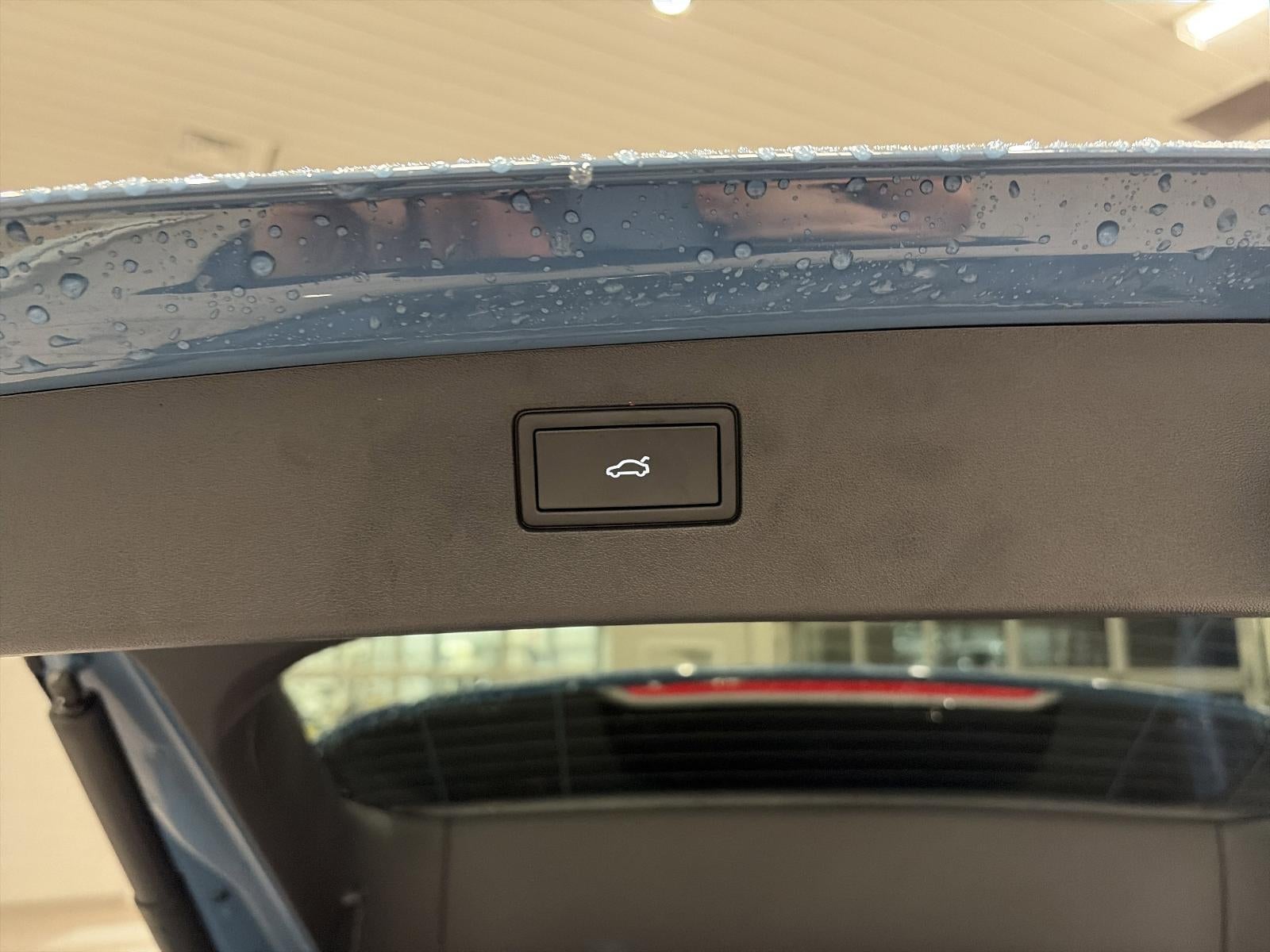 2026 Volkswagen Tiguan 2.0T SEL R-Line Turbo 4MOTION