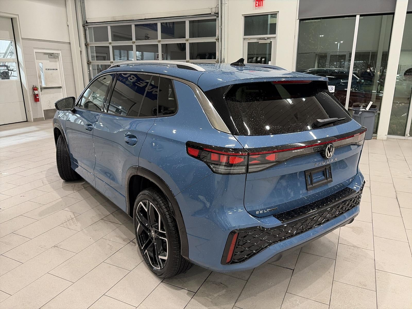 2026 Volkswagen Tiguan 2.0T SEL R-Line Turbo 4MOTION