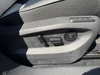 2026 Volkswagen Tiguan SEL R-Line Turbo 4MOTION