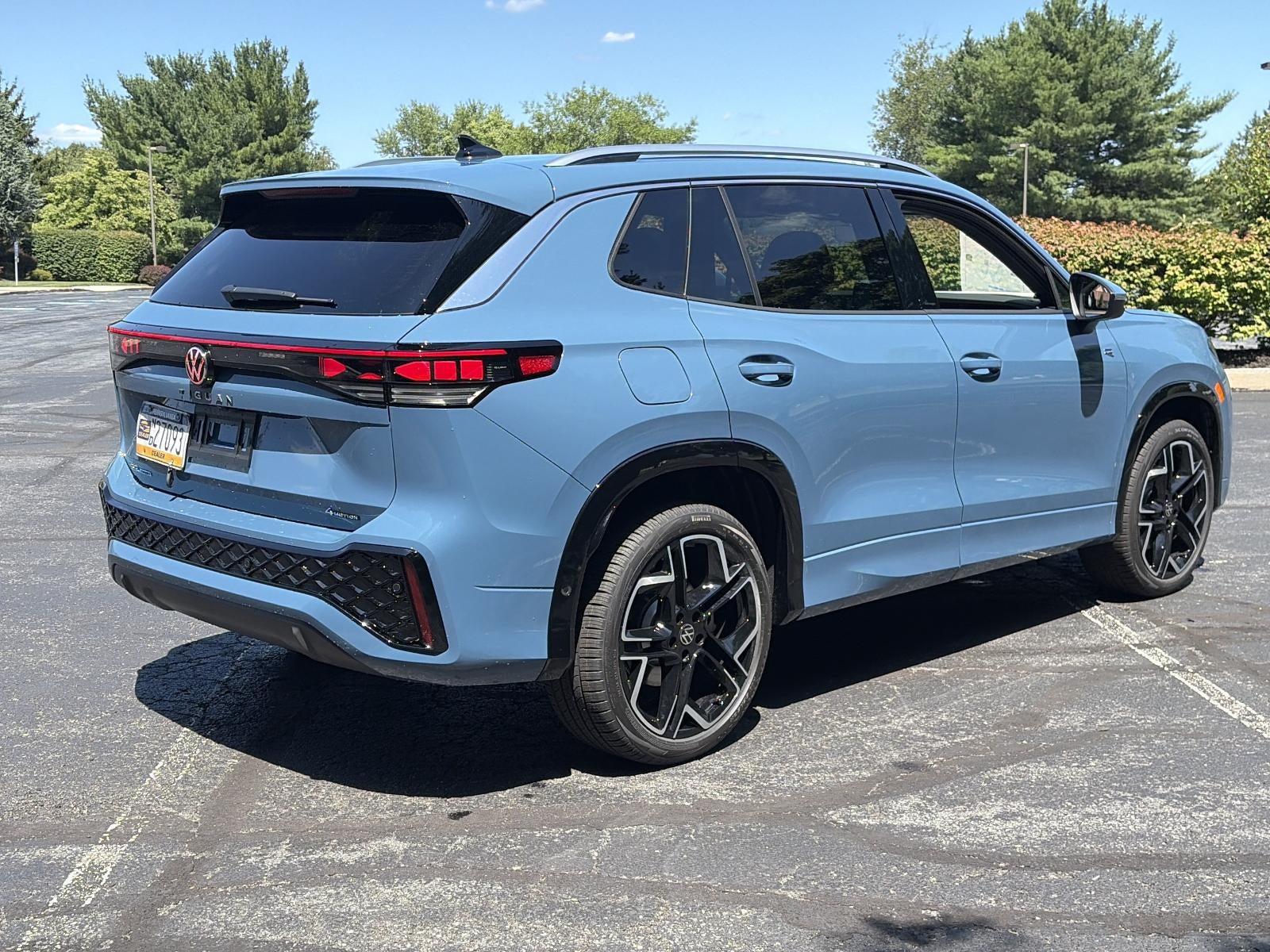 2026 Volkswagen Tiguan SEL R-Line Turbo 4MOTION