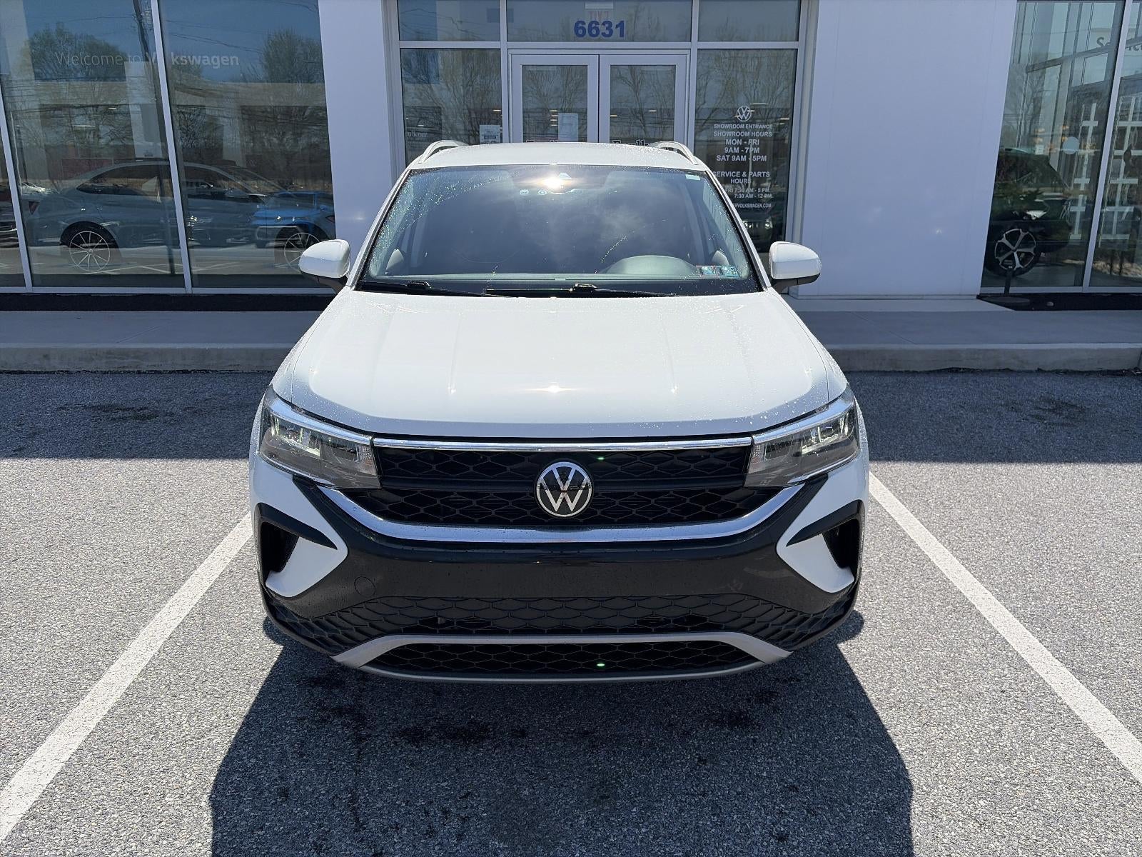 2024 Volkswagen Taos SE 4MOTION