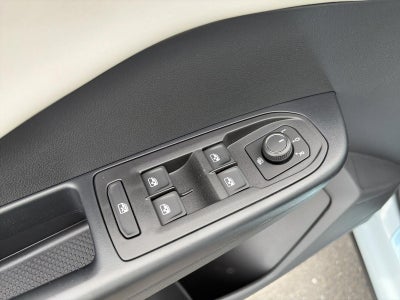 2026 Volkswagen Taos SE 4MOTION