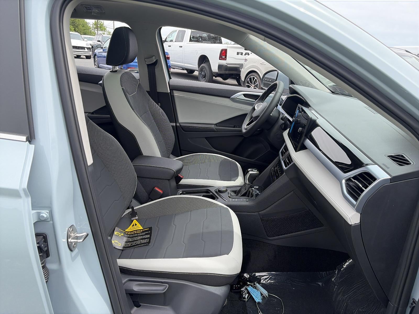 2026 Volkswagen Taos SE 4MOTION