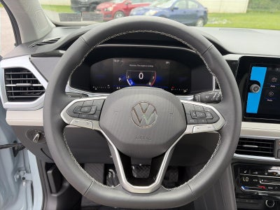 2026 Volkswagen Taos SE 4MOTION