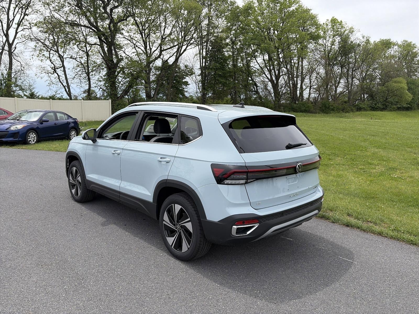 2026 Volkswagen Taos SE 4MOTION