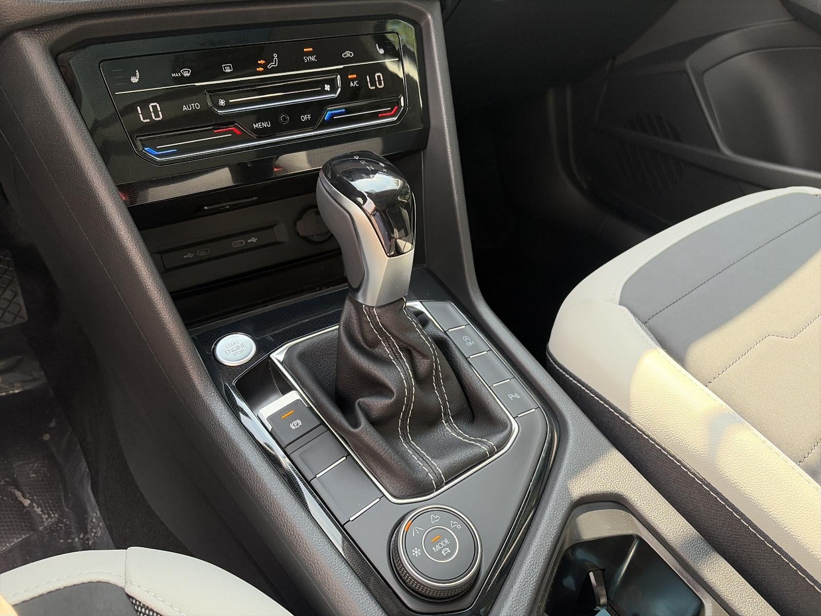 2026 Volkswagen Taos SE 4MOTION