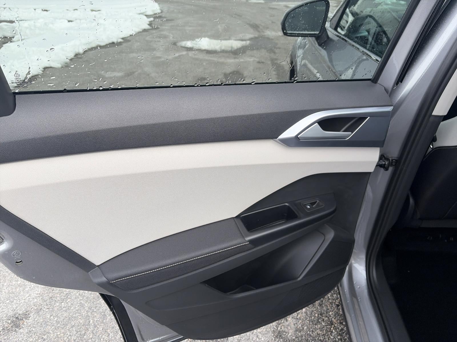 2026 Volkswagen Taos SE 4MOTION