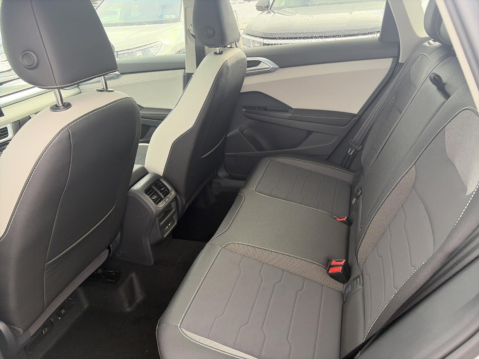 2026 Volkswagen Taos SE 4MOTION