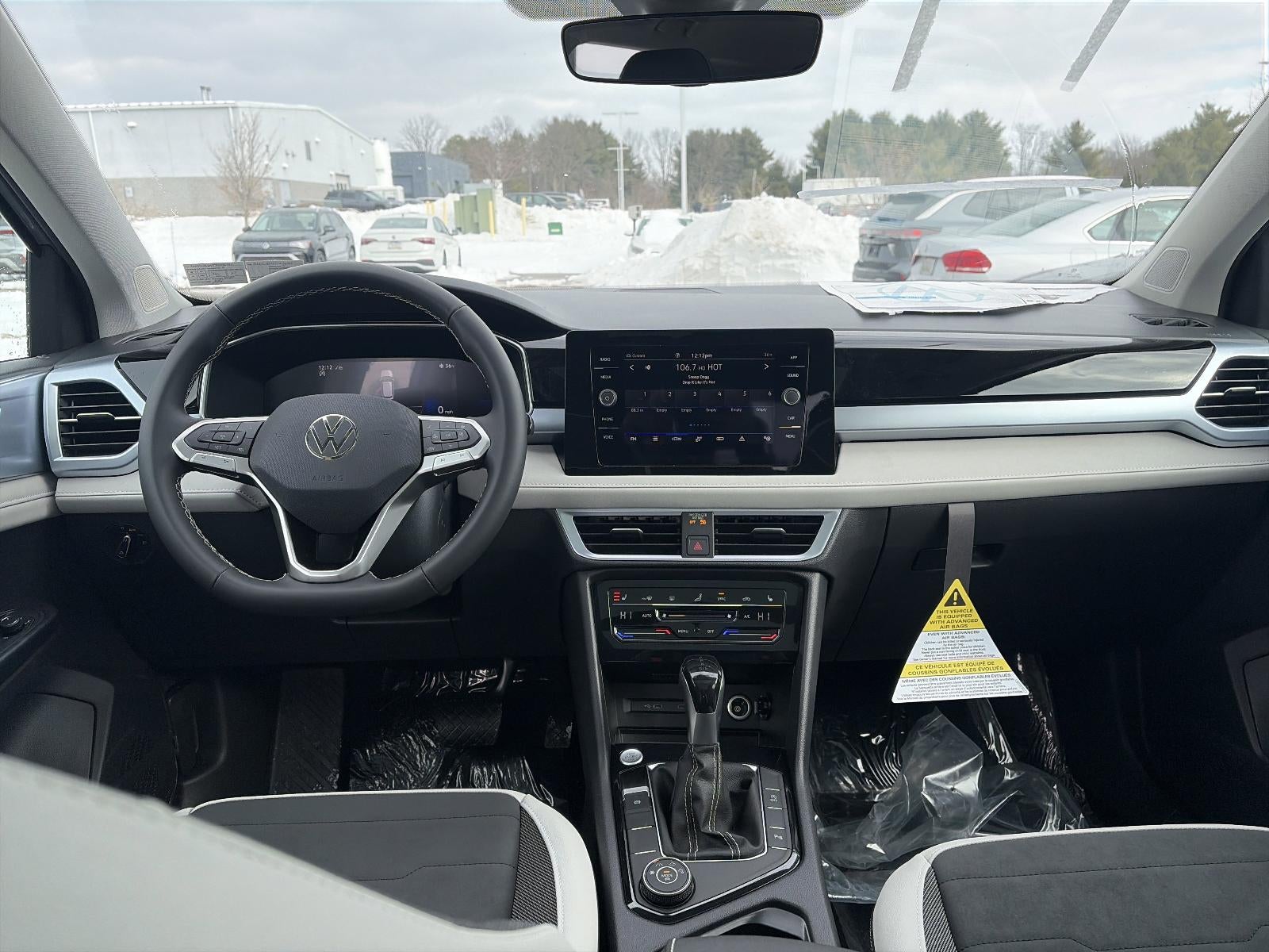 2026 Volkswagen Taos SE 4MOTION