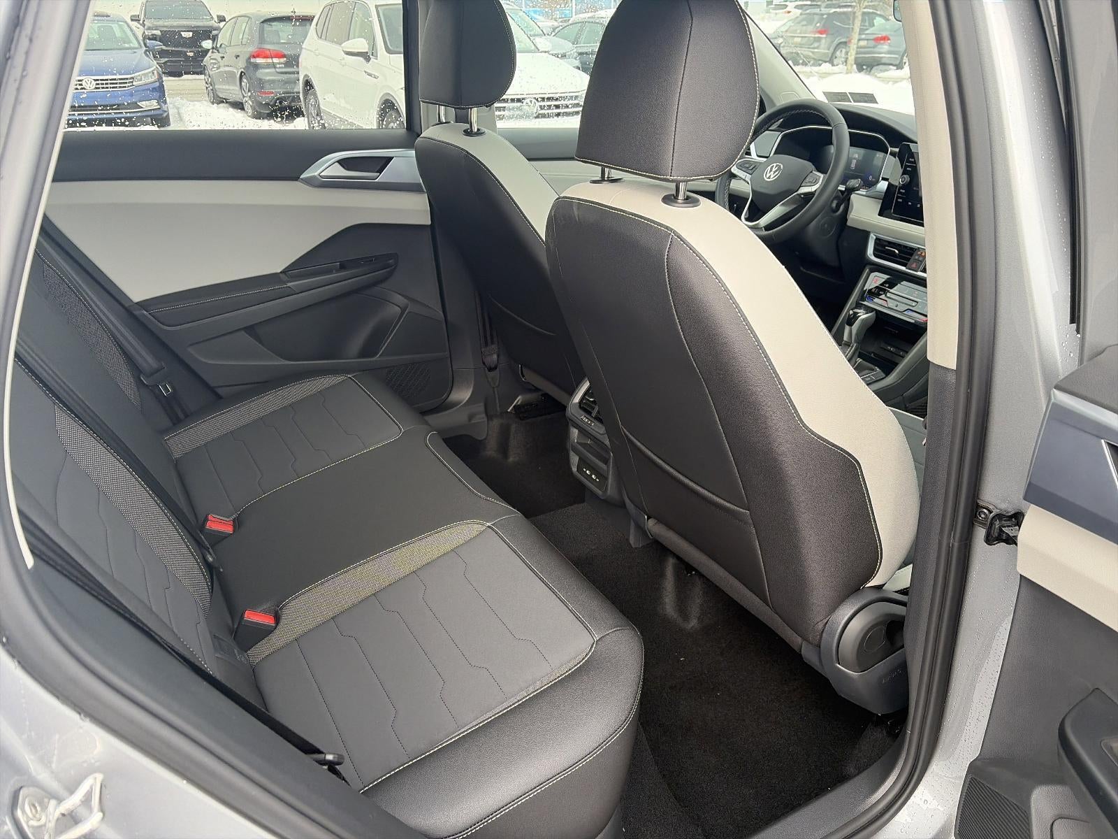 2026 Volkswagen Taos SE 4MOTION