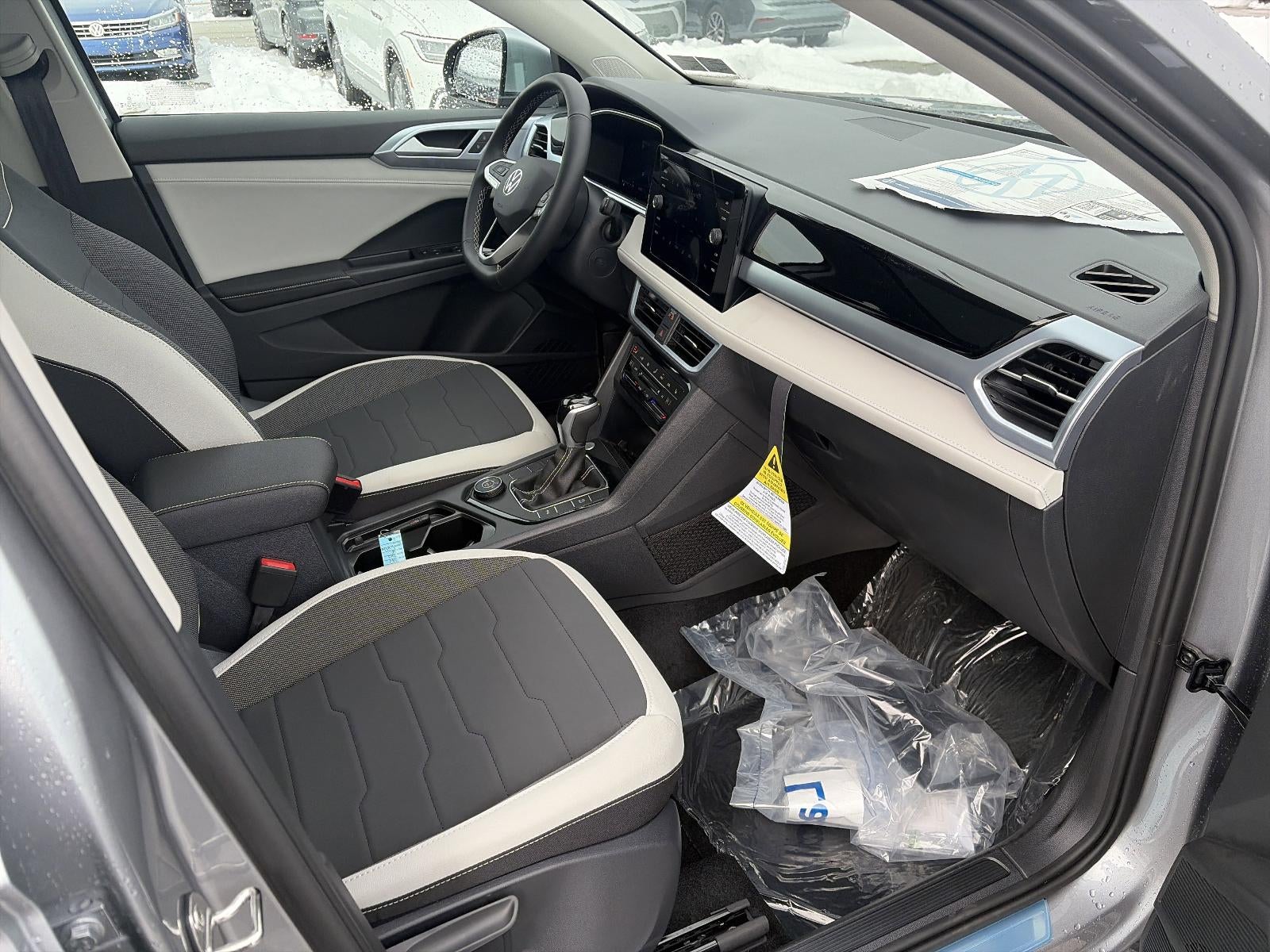 2026 Volkswagen Taos SE 4MOTION