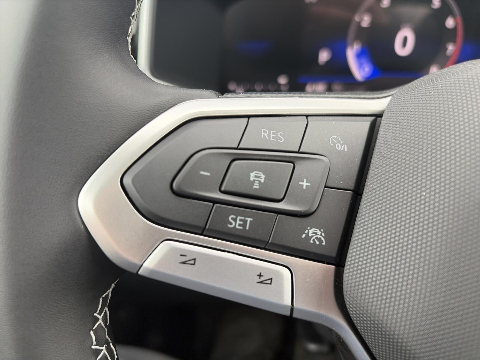 2026 Volkswagen Taos SE 4MOTION