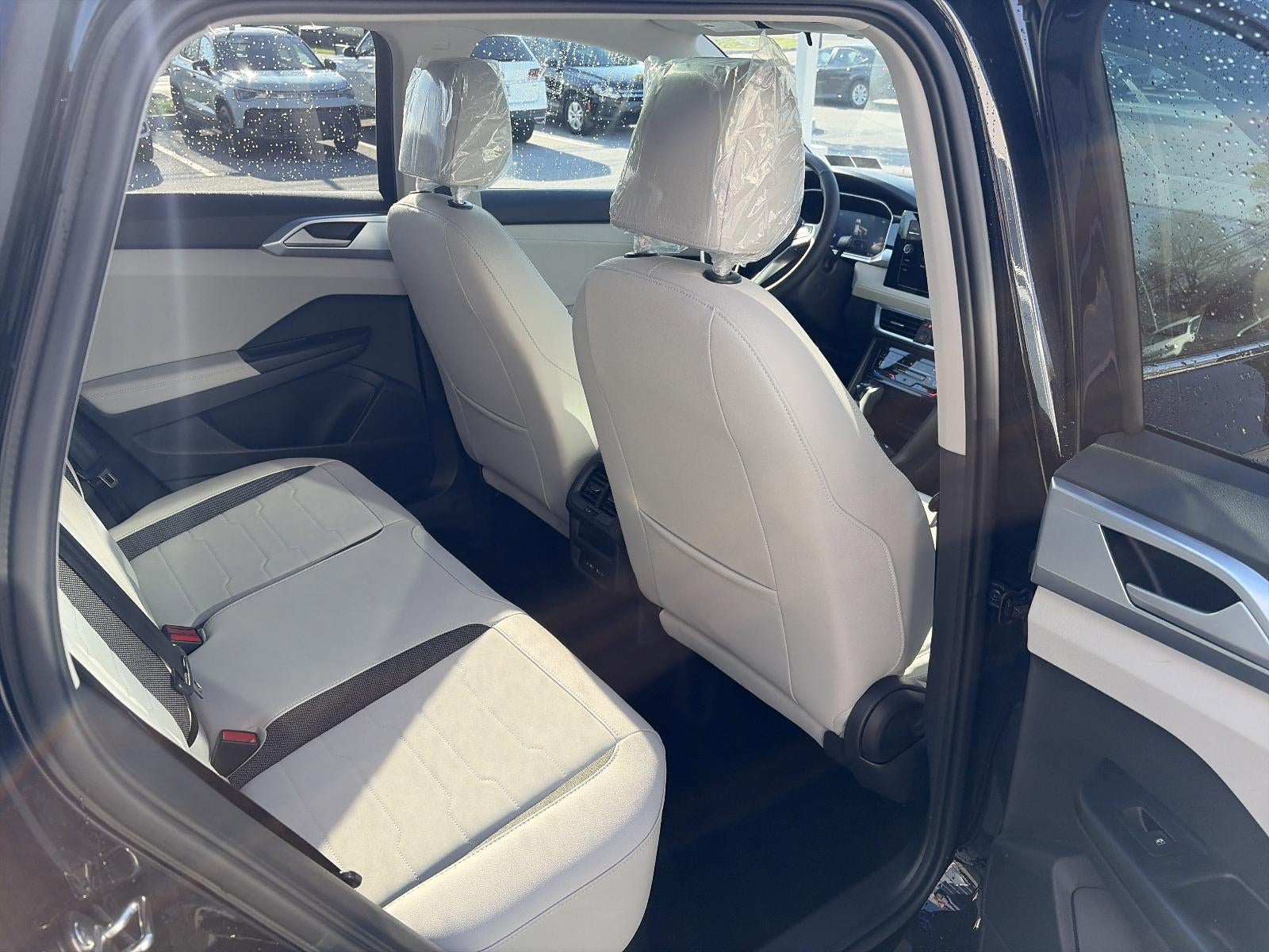 2026 Volkswagen Taos SE 4MOTION
