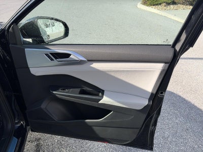 2026 Volkswagen Taos SE 4MOTION