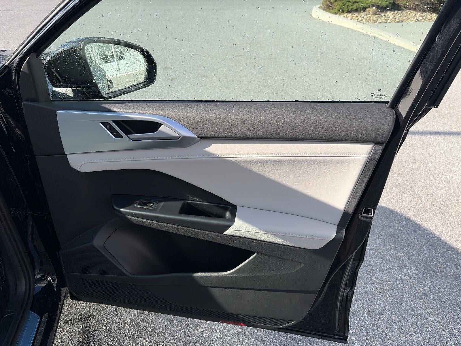 2026 Volkswagen Taos SE 4MOTION