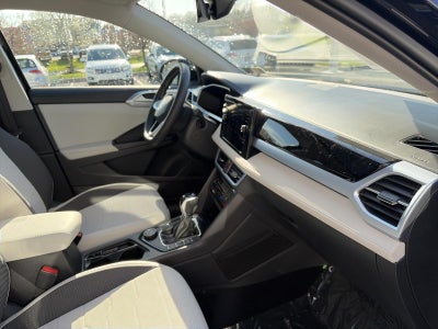 2026 Volkswagen Taos SE 4MOTION